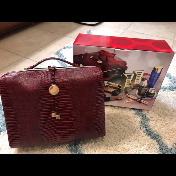 SOLD Estée Lauder Beauty and make up set - Picture 3 of 6